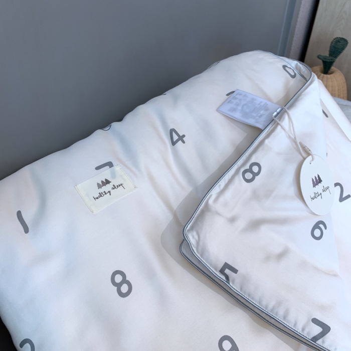 91家纺网 家纺一手货源 找家纺 汇庭 2022新款2米天丝棉夏被 小幸运