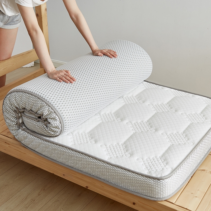 91家纺网 家纺一手货源 找家纺 优莱床垫 2024新款乳胶记忆海棉中国结款床垫 学生床垫中国结白