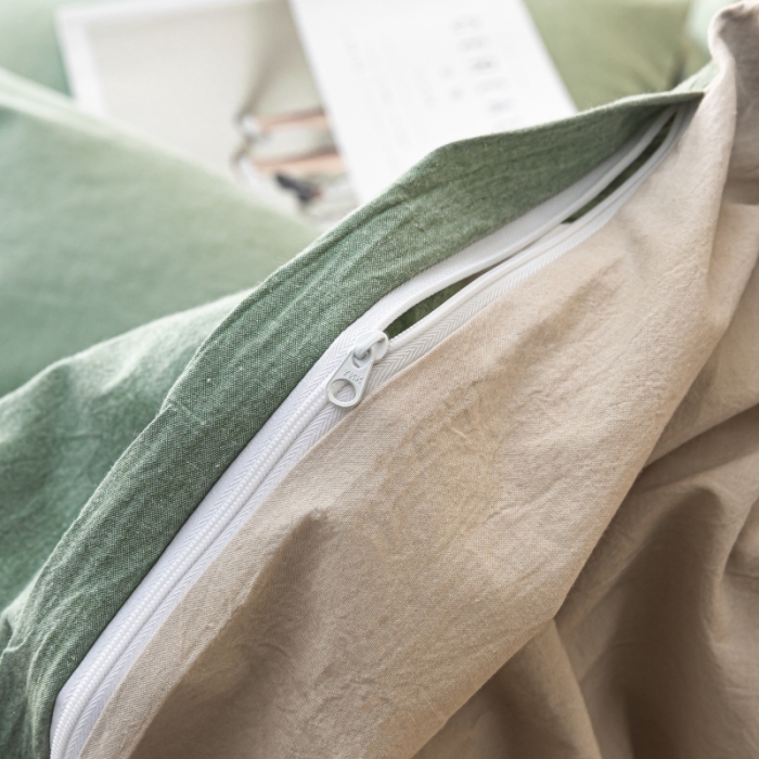 91家纺网 家纺一手货源 找家纺 秀色2025新日系简约纯色双拼全棉可水洗四件套 抹茶绿+浅驼