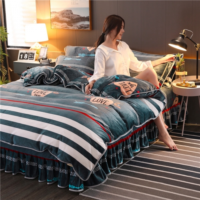 91家纺网 家纺一手货源 找家纺 馨梦缘2025直播爆款8.5斤牛奶绒四件套加厚保暖床裙金貂绒 匆匆那年