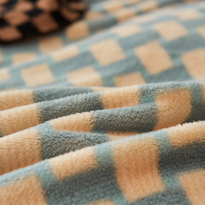 91家纺网 家纺一手货源 找家纺 佳梦家纺 2022新款240克高端色织牛奶绒四件套-织梦 织梦（艾青）