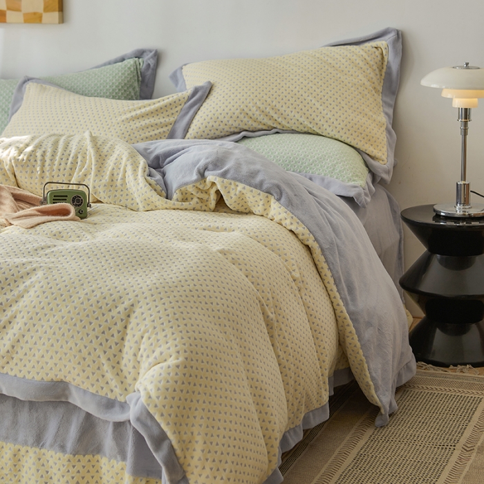 91家纺网 家纺一手货源 找家纺 佳梦家纺 2022新款240克芙暖绒提花四件套-寻梦 寻梦（米黄）