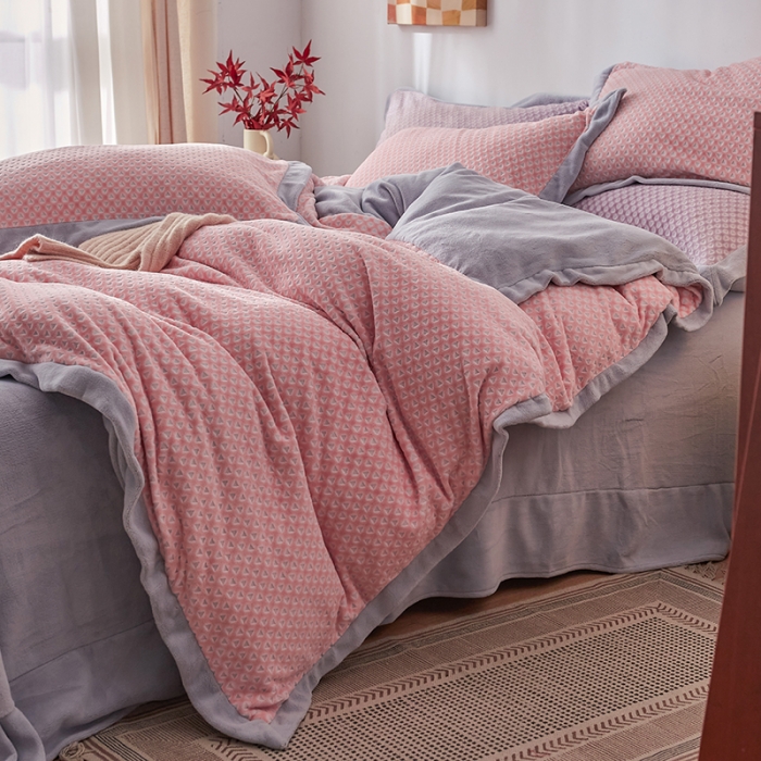 91家纺网 家纺一手货源 找家纺 佳梦家纺 2022新款240克芙暖绒提花四件套-寻梦 寻梦（樱花粉）