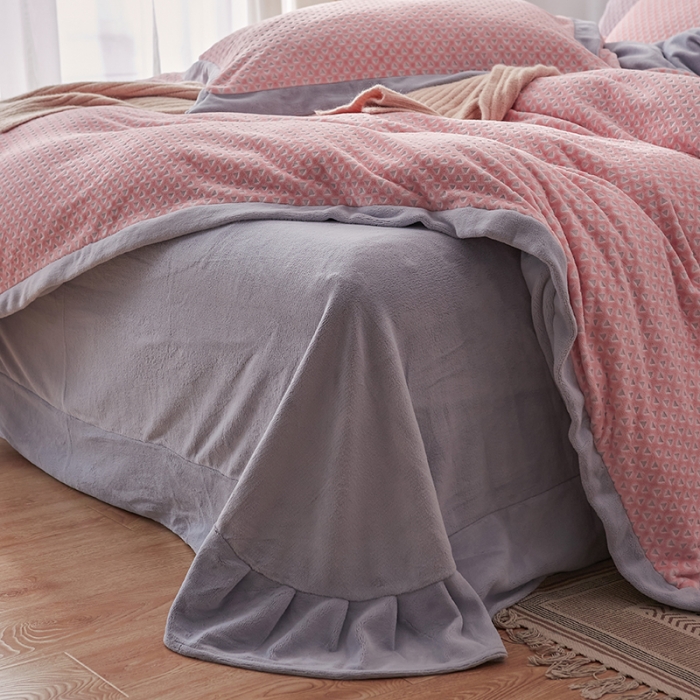 91家纺网 家纺一手货源 找家纺 佳梦家纺 2022新款240克芙暖绒提花四件套-寻梦 寻梦（樱花粉）