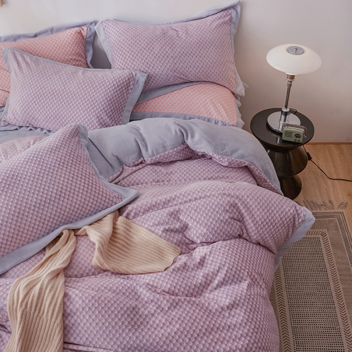 91家纺网 家纺一手货源 找家纺 佳梦家纺 2022新款240克芙暖绒提花四件套-寻梦 寻梦（紫薯）