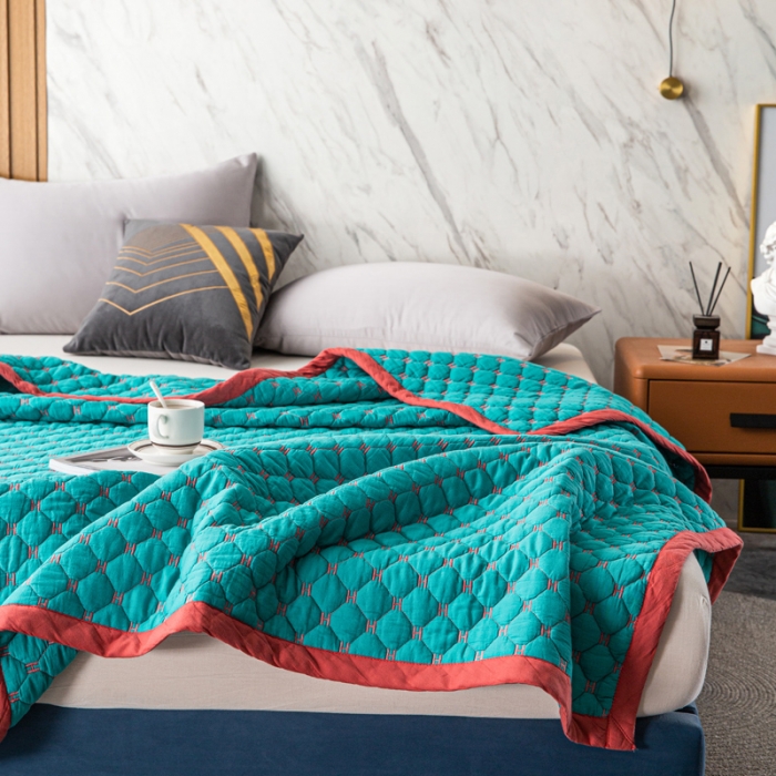 91家纺网 家纺一手货源 找家纺 卡奥 2023撞色系全棉马卡龙夏被双人空调被四季盖被纯色床盖 仙草绿