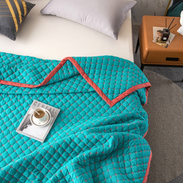 91家纺网 家纺一手货源 找家纺 卡奥 2023撞色系全棉马卡龙夏被双人空调被四季盖被纯色床盖 仙草绿