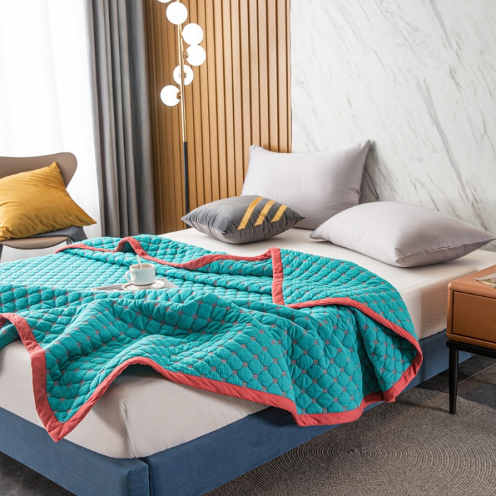 91家纺网 家纺一手货源 找家纺 卡奥 2023撞色系全棉马卡龙夏被双人空调被四季盖被纯色床盖 仙草绿