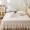 91家纺网 家纺一手货源 找家纺 菊上家纺2022新款全棉色织水洗棉床盖花西系列 白色
