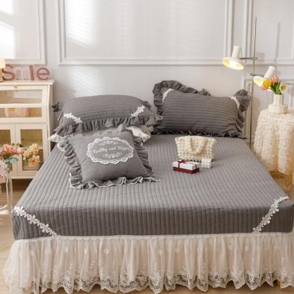 91家纺网 家纺一手货源 找家纺 菊上家纺2022新款全棉色织水洗棉床盖花西系列 灰色