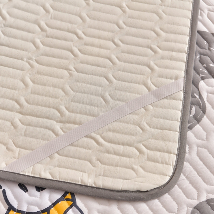 91家纺网 家纺一手货源 找家纺 床笠人家 2025新款全棉夹棉防水床垫 汪汪