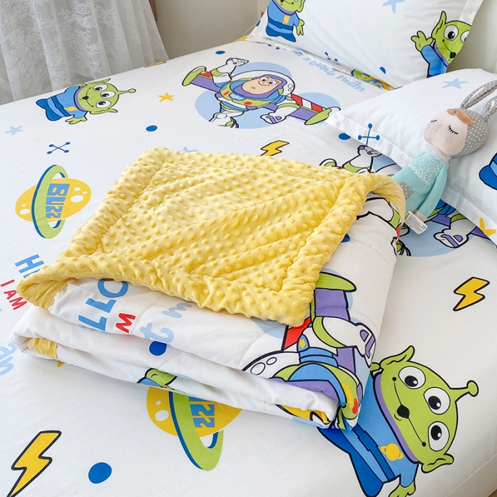 91家纺网 家纺一手货源 找家纺 一米阳光 2022新款迪士尼豆豆绒夏被四件套 巴斯光年