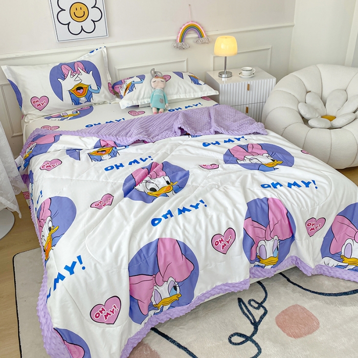 91家纺网 家纺一手货源 找家纺 一米阳光 2022新款迪士尼豆豆绒夏被四件套 黛西