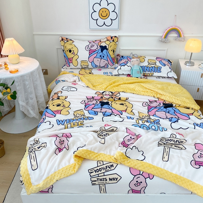 91家纺网 家纺一手货源 找家纺 一米阳光 2022新款迪士尼豆豆绒夏被四件套 维尼家族