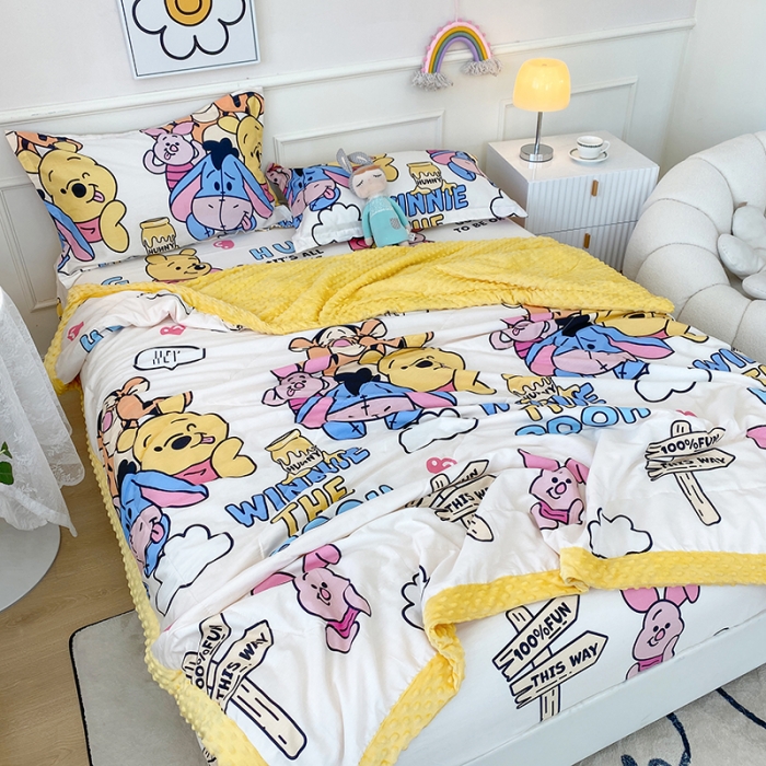 91家纺网 家纺一手货源 找家纺 一米阳光 2022新款迪士尼豆豆绒夏被四件套 维尼家族