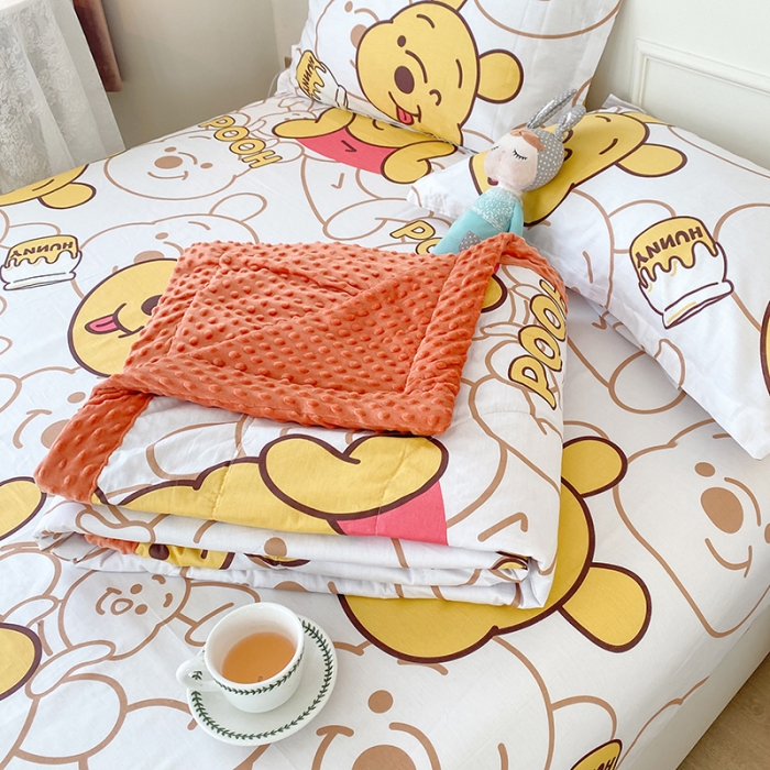 91家纺网 家纺一手货源 找家纺 一米阳光 2022新款迪士尼豆豆绒夏被四件套 维尼熊