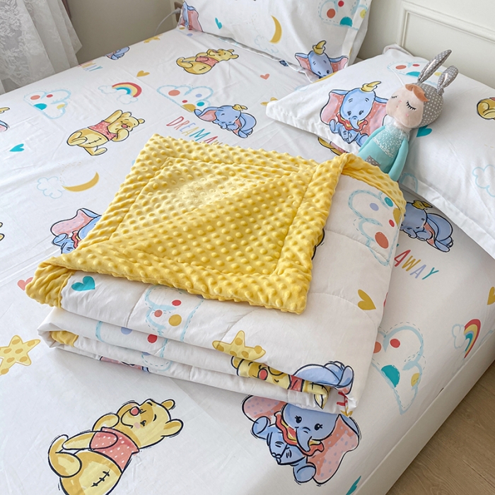 91家纺网 家纺一手货源 找家纺 一米阳光 2022新款迪士尼豆豆绒夏被四件套 小飞象