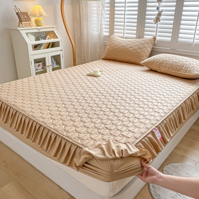 91家纺网 家纺一手货源 找家纺 鑫钰 2023新款蝴蝶结亲肤夹棉床裙款床笠 蝴蝶结-卡其