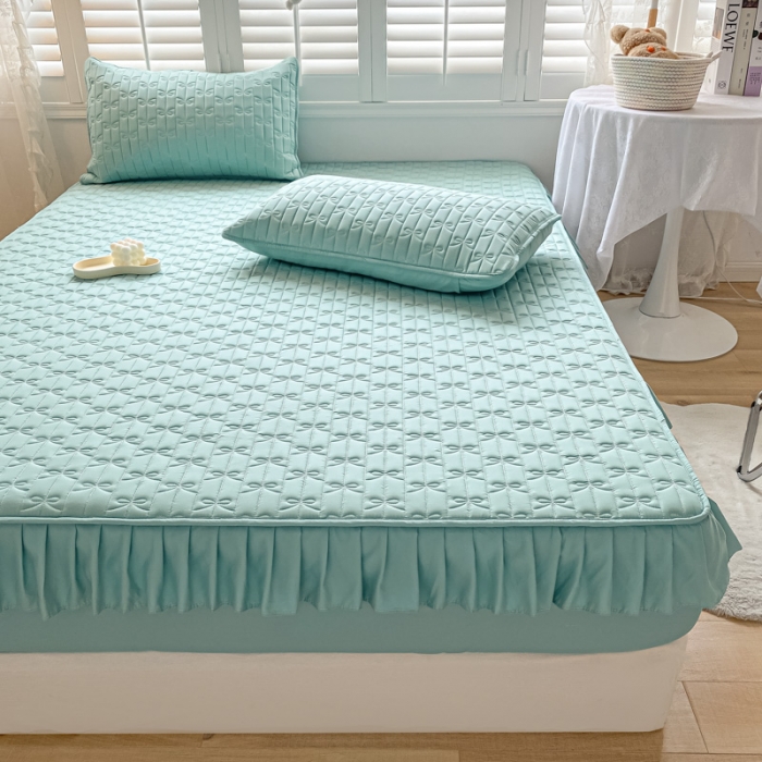 91家纺网 家纺一手货源 找家纺 鑫钰 2023新款蝴蝶结亲肤夹棉床裙款床笠 蝴蝶结-天空蓝