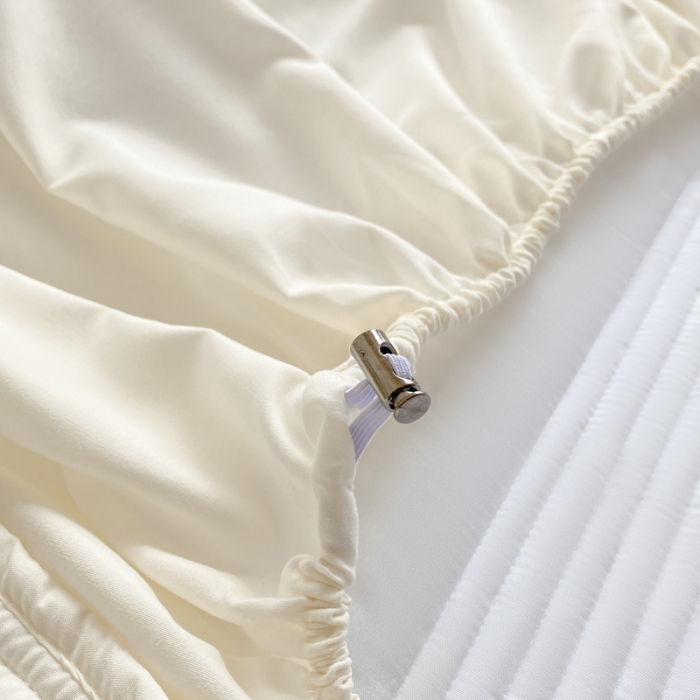 91家纺网 家纺一手货源 找家纺 鑫钰 2023新款蝴蝶结亲肤夹棉床裙款床笠 罗曼-米白