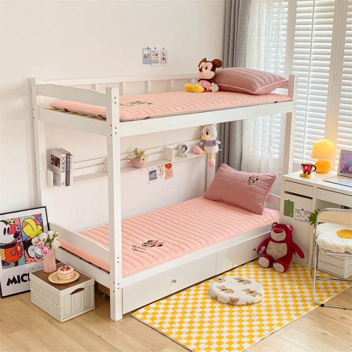 91家纺网 家纺一手货源 找家纺 鑫钰 2023新款烫画学生床垫 米妮