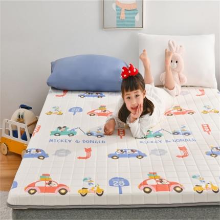 91家纺网 家纺一手货源 找家纺 鑫钰 2023新款全棉印花迪士尼床垫 西西里