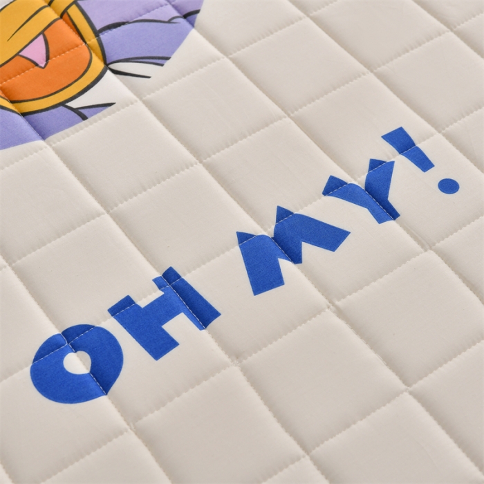 91家纺网 家纺一手货源 找家纺 鑫钰 2023新款全棉印花迪士尼床垫 黛西