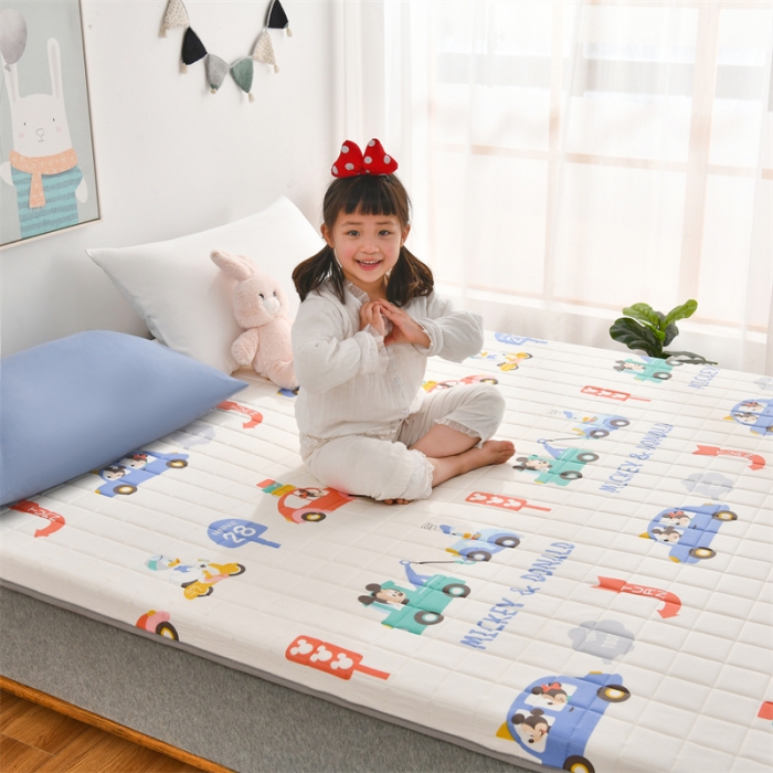 91家纺网 家纺一手货源 找家纺 鑫钰 2023新款全棉印花迪士尼床垫 西西里