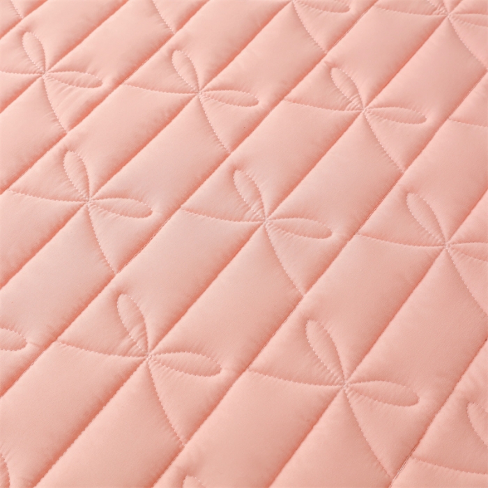 91家纺网 家纺一手货源 找家纺 鑫钰 2023新款学生蝴蝶结立体床垫 香妃粉