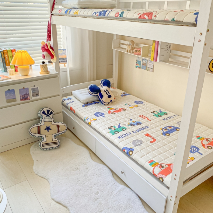 91家纺网 家纺一手货源 找家纺 （总）鑫钰 2023新款迪士尼印花学生床垫