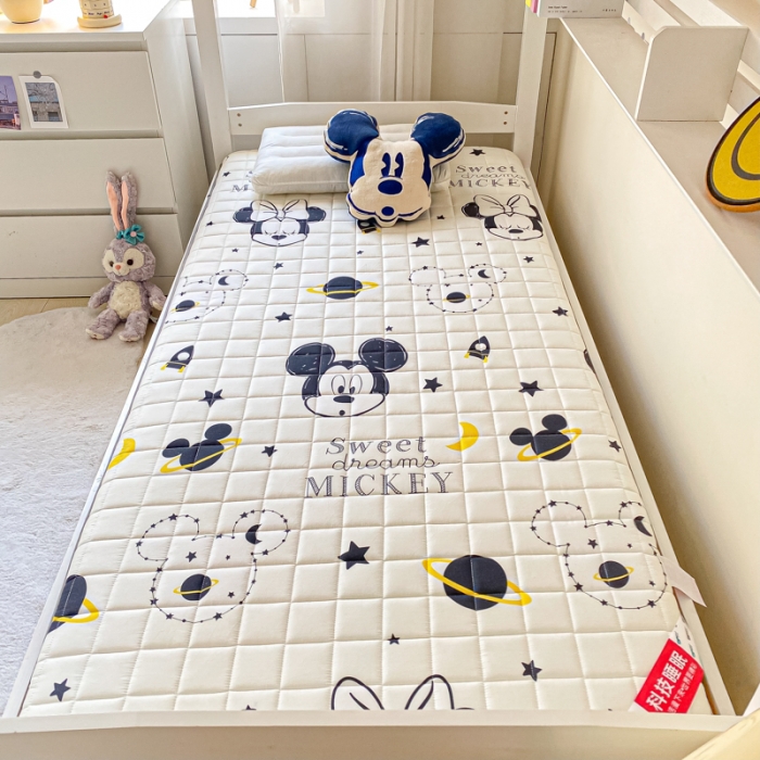 91家纺网 家纺一手货源 找家纺 鑫钰 2023新款迪士尼印花学生床垫 米奇
