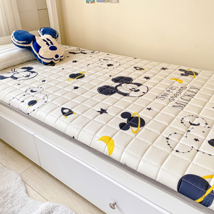 91家纺网 家纺一手货源 找家纺 鑫钰 2023新款迪士尼印花学生床垫 米奇