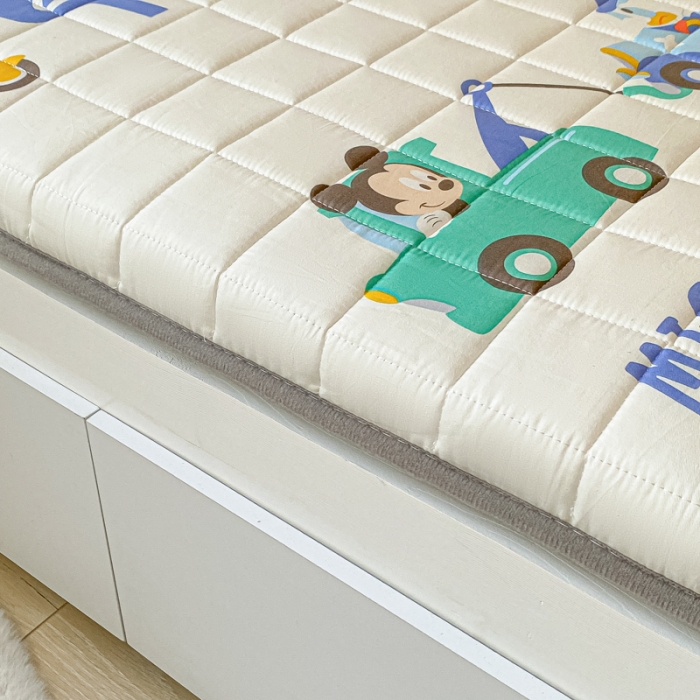 91家纺网 家纺一手货源 找家纺 鑫钰 2023新款迪士尼印花学生床垫 西西里