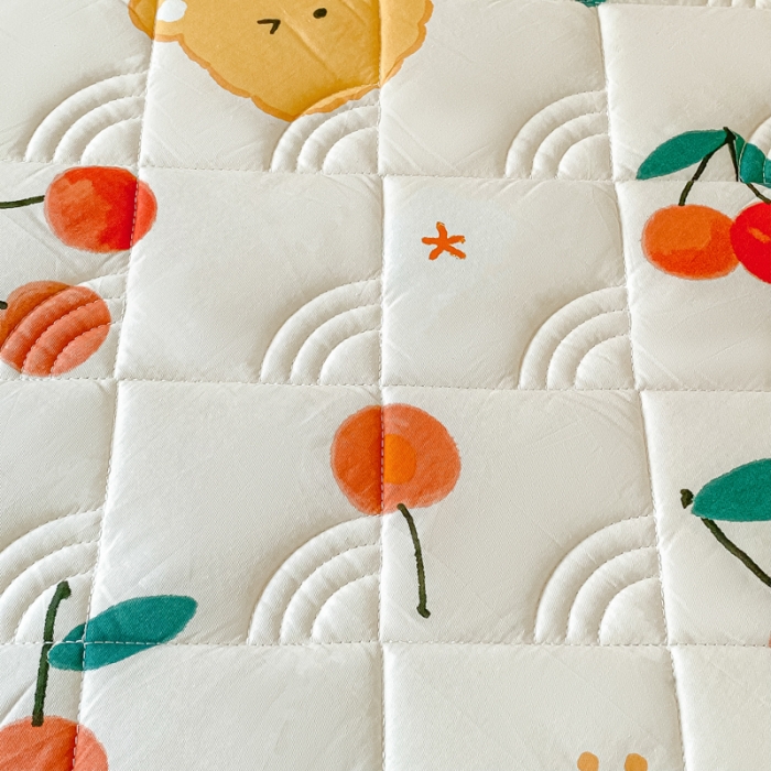 91家纺网 家纺一手货源 找家纺 鑫钰 2023新款全棉印花学生床垫 樱桃小丸子