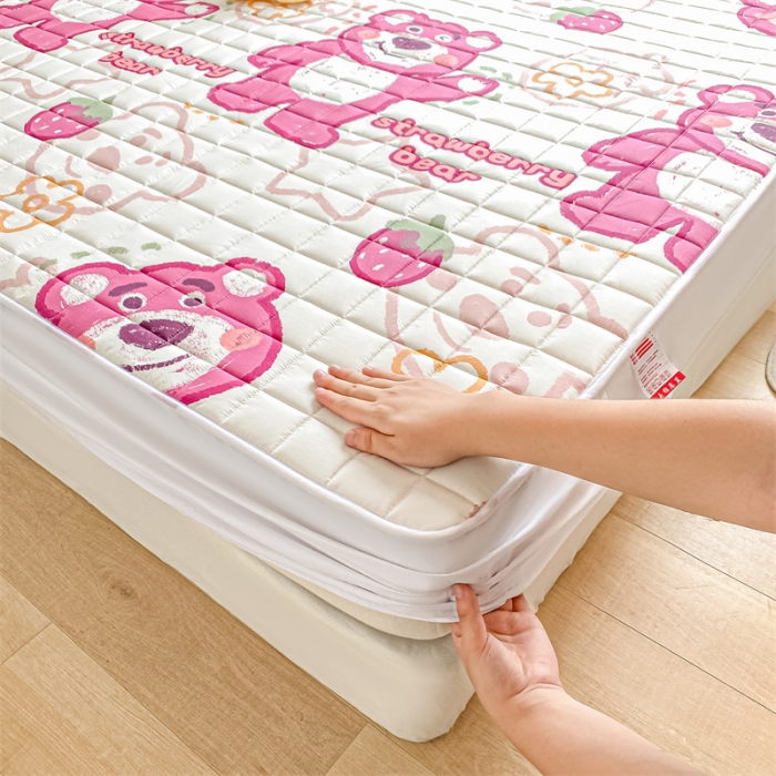 91家纺网 家纺一手货源 找家纺 鑫钰 2023新款迪士尼长绒棉床笠罩 草莓熊