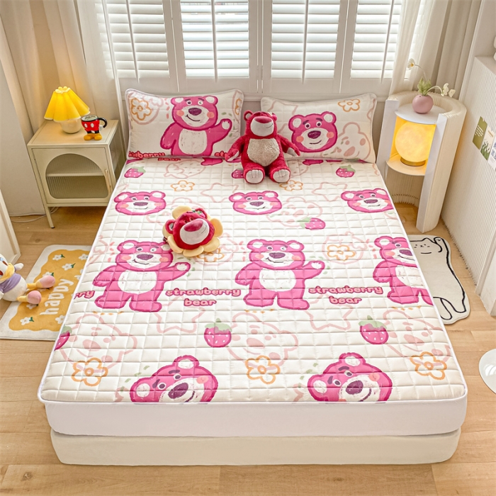 91家纺网 家纺一手货源 找家纺 鑫钰 2023新款迪士尼长绒棉床笠罩 草莓熊