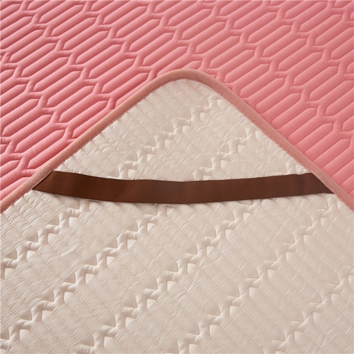 91家纺网 家纺一手货源 找家纺 鑫钰 2023新款全棉乳胶床护垫 安妮芬