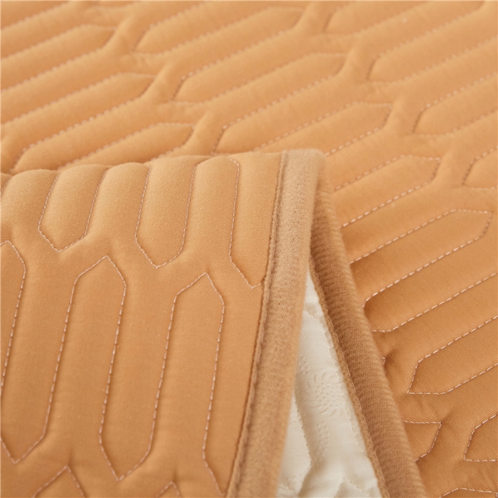 91家纺网 家纺一手货源 找家纺 鑫钰 2023新款全棉乳胶床护垫 落日黄