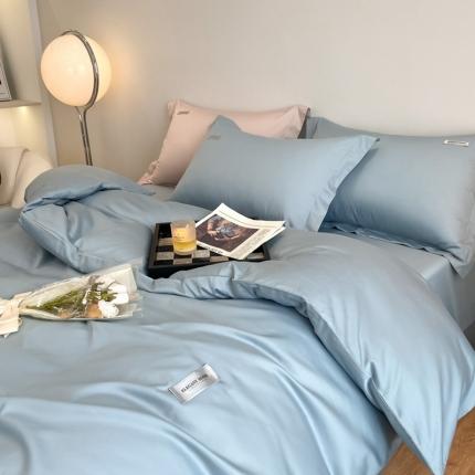 91家纺网 家纺一手货源 找家纺 高级感简约贡缎长绒棉纯色双拼床上四件套全棉被套奶昔白香槟金