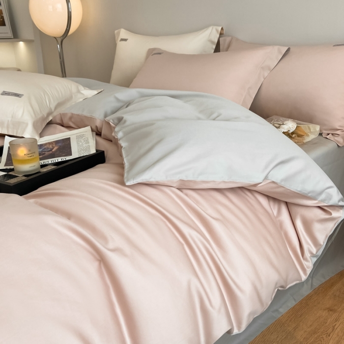 91家纺网 家纺一手货源 找家纺 高级感简约贡缎长绒棉纯色双拼床上四件套全棉被套茱萸粉+烟墨灰