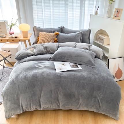 91家纺网 家纺一手货源 找家纺 锦罗绣 2024新款230克牛奶绒烂花四件套 提花-灰