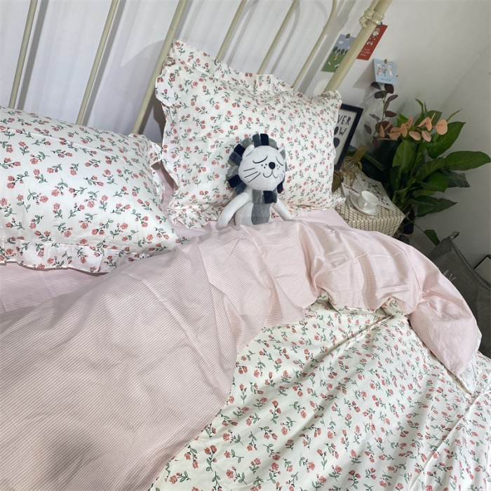 91家纺网 家纺一手货源 找家纺 棉生活 2022新款韩系花边碎花四件套 花季物语-红