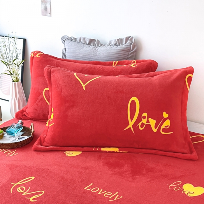 91家纺网 家纺一手货源 找家纺 2024新230克牛奶绒印花四件套 定做定制任意尺寸 爱意浓