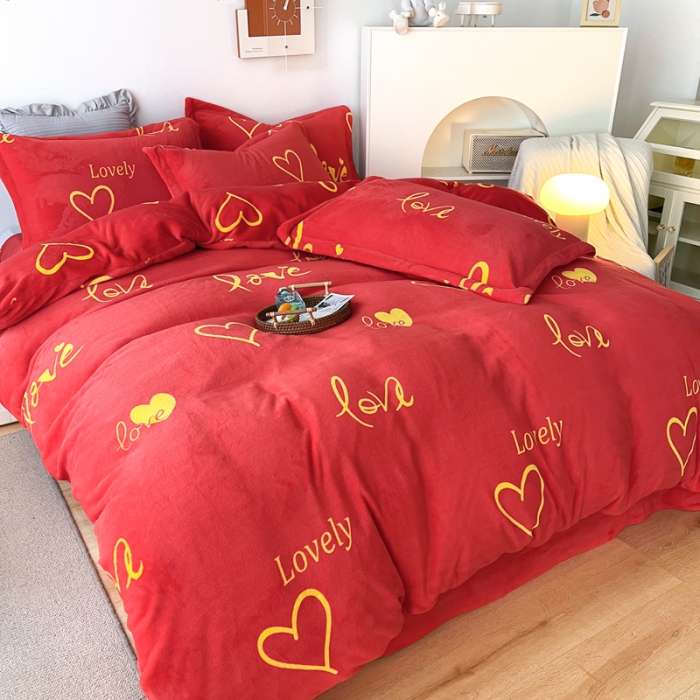 91家纺网 家纺一手货源 找家纺 2024新230克牛奶绒印花四件套 定做定制任意尺寸 爱意浓