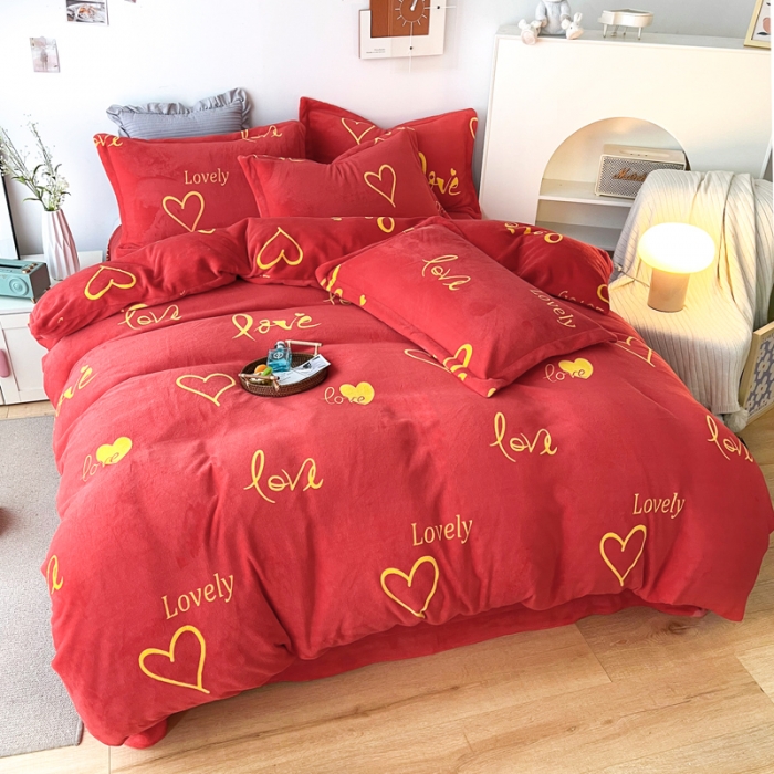 91家纺网 家纺一手货源 找家纺 2024新230克牛奶绒印花四件套 定做定制任意尺寸 爱意浓