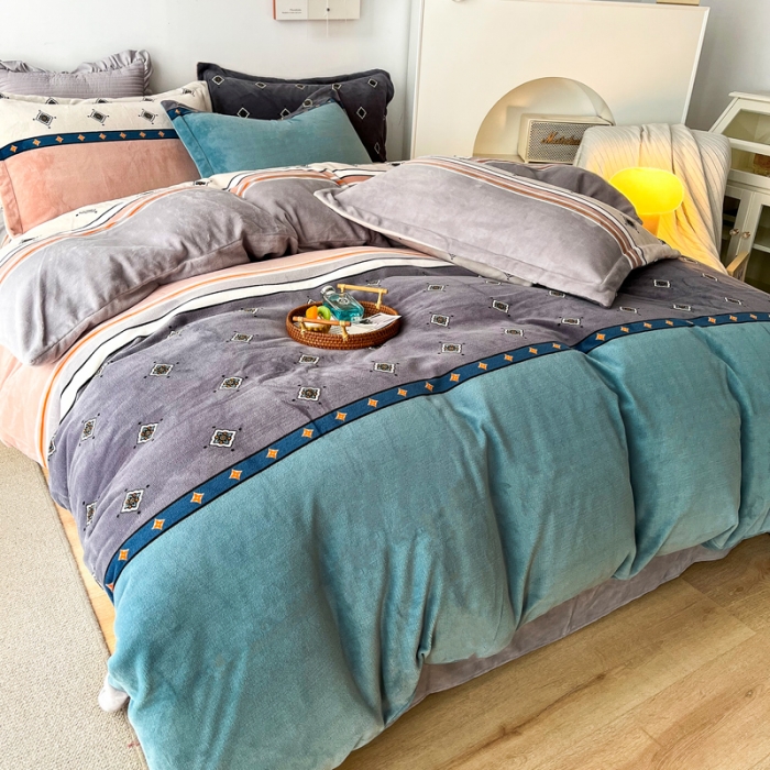 91家纺网 家纺一手货源 找家纺 2024新230克牛奶绒印花四件套 定做定制任意尺寸 奥斯丁