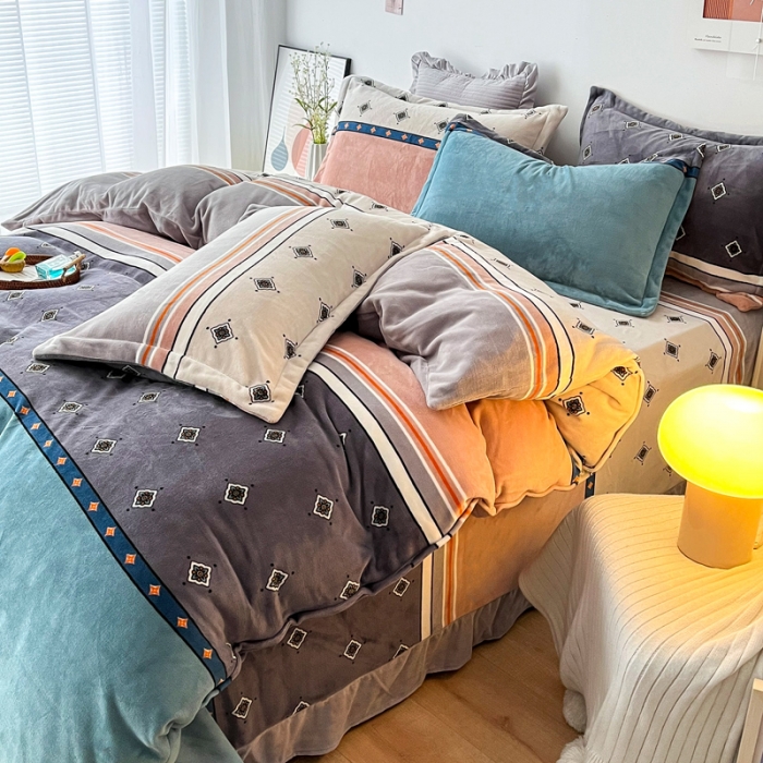 91家纺网 家纺一手货源 找家纺 2024新230克牛奶绒印花四件套 定做定制任意尺寸 奥斯丁