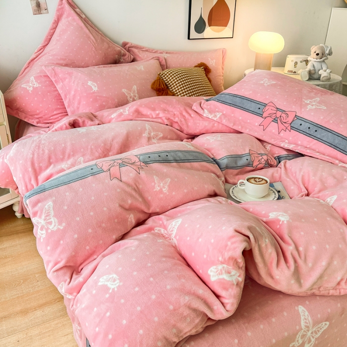 91家纺网 家纺一手货源 找家纺 2024新230克牛奶绒印花四件套定做定制任意尺寸 蝴蝶依依