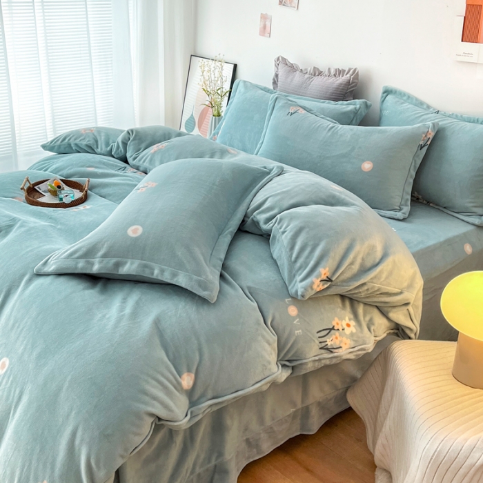 91家纺网 家纺一手货源 找家纺 2024新款230克牛奶绒印花四件套 定做定制任意尺寸 静香