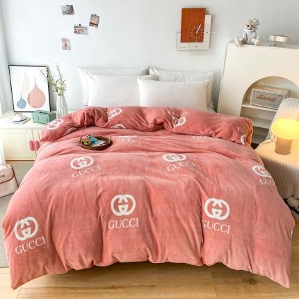 91家纺网 家纺一手货源 找家纺 （总）2024新款230克牛奶绒印花单品被套 可定制尺寸